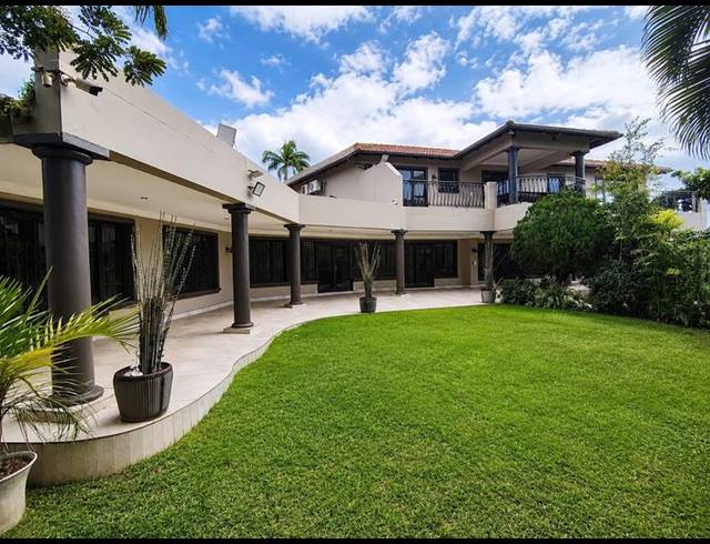 6 BEDROOM HOUSE FOR SALE IN UMHLANGA CENTRAL